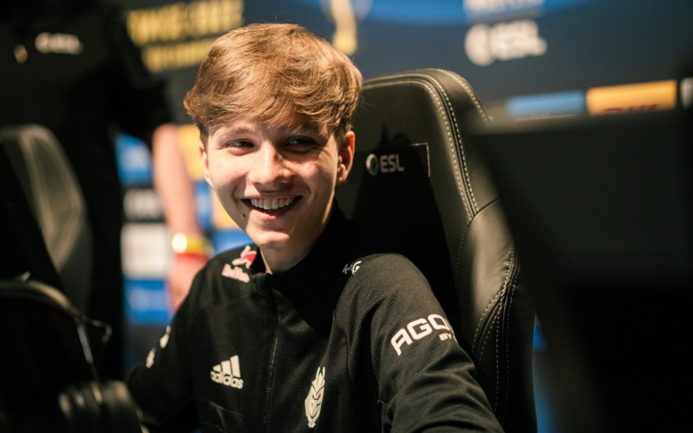 际赛事中发 际赛事中发